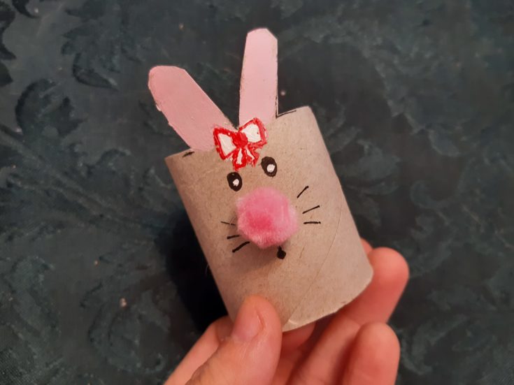 How To Make An Adorable Cardboard Tube Bunny Family